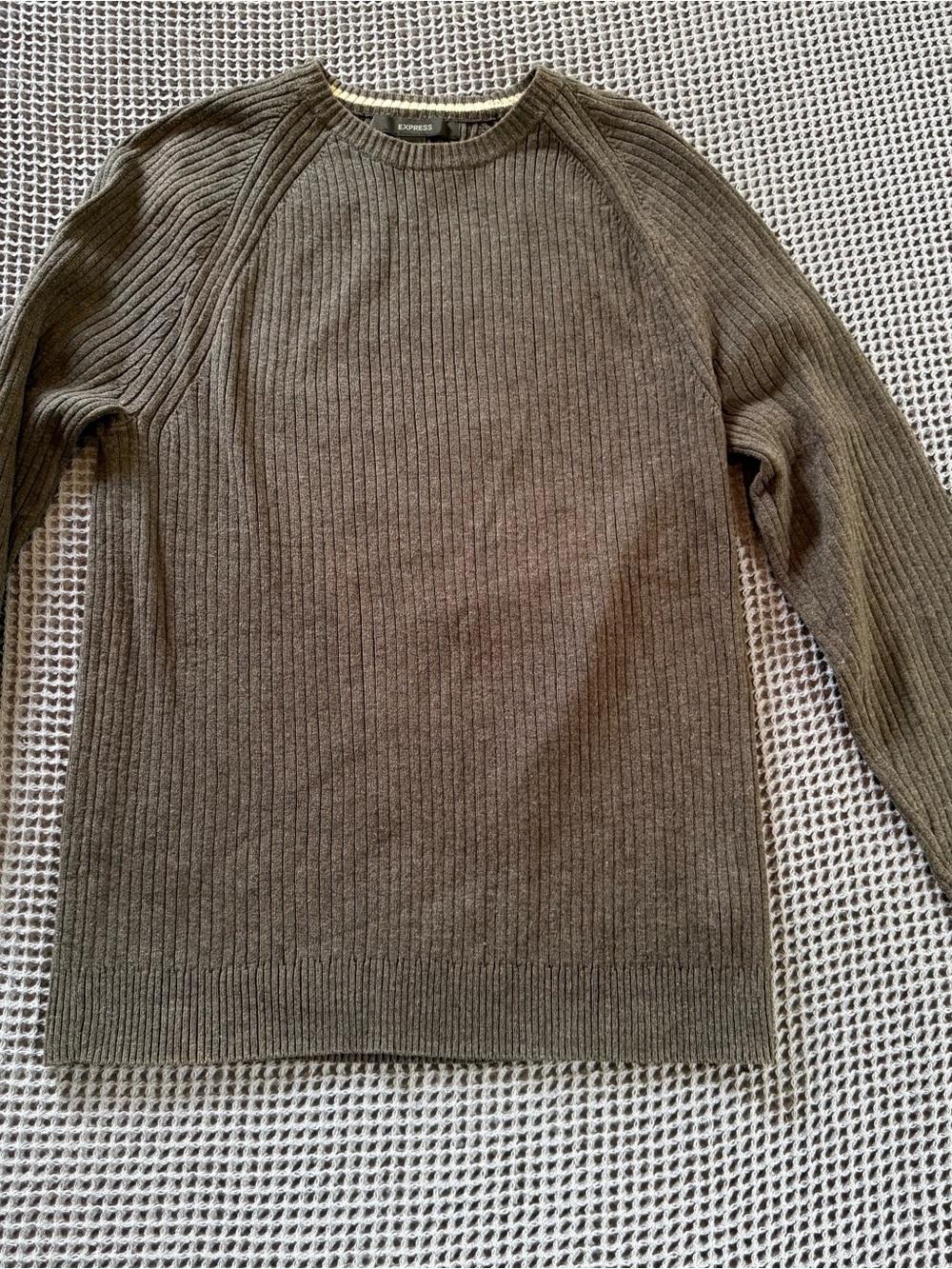 Express Men's Grey Ribbed Crewneck Sweater